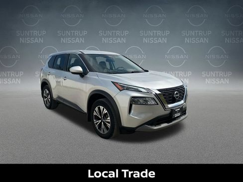 Certified 2023 Nissan Rogue SV FWD image 9