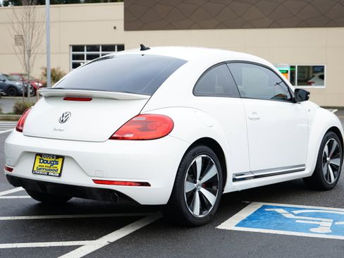 Used 2014 Volkswagen Beetle R-Line image 3