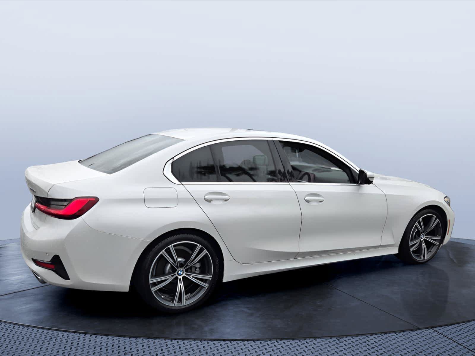 Used 2021 BMW 330e w/ Premium Package RWD image 3