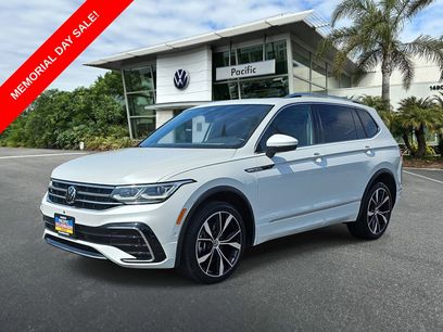 Used 2023 Volkswagen Tiguan SEL R-Line