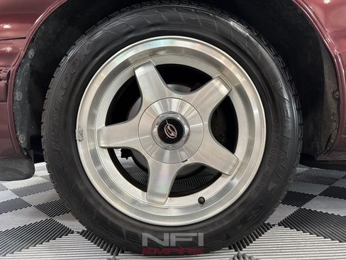 Used 1995 Chevrolet Impala SS RWD image 11