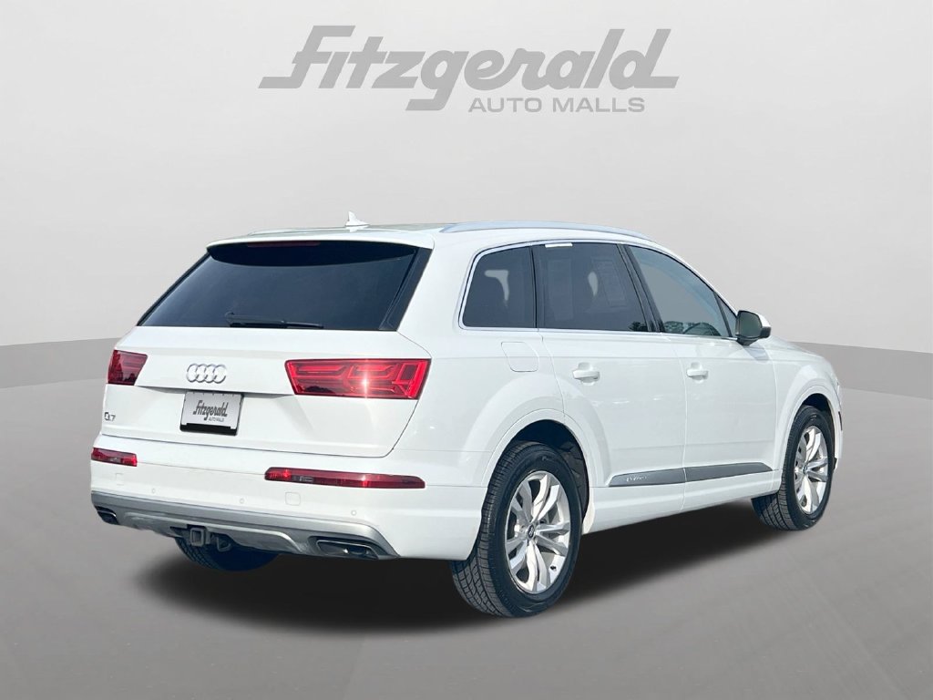 Used 2019 Audi Q7 3.0T Premium AWD/4WD image 16