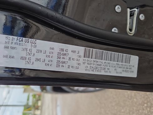 Used 2020 Jeep Compass Latitude FWD image 36
