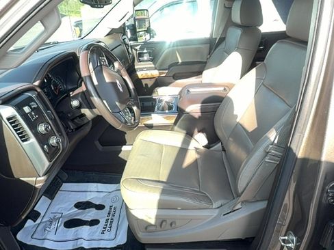 Used 2015 Chevrolet Silverado 2500 LTZ w/ LTZ Plus Package AWD/4WD image 16