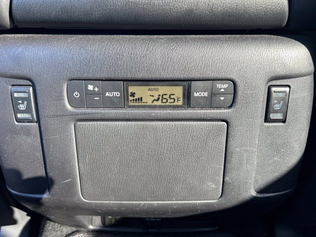 Used 2023 Nissan Armada Platinum w/ Captain's Chairs Package AWD/4WD image 22