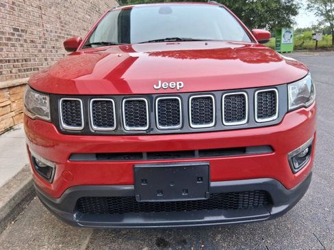 Used 2020 Jeep Compass Latitude AWD/4WD image 8