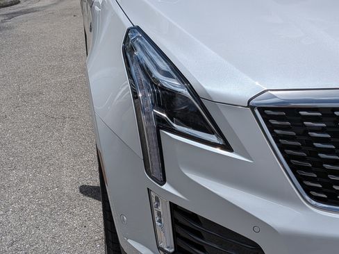 Used 2024 Cadillac XT5 Premium Luxury w/ Technology Package FWD image 10
