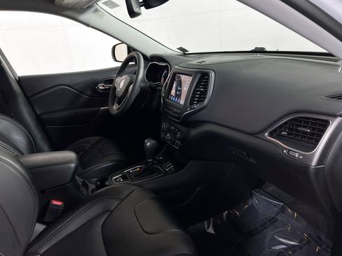 Used 2022 Jeep Cherokee Latitude Lux AWD/4WD image 27