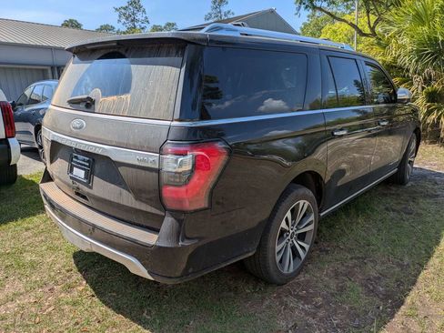 Used 2021 Ford Expedition Max Platinum image 2