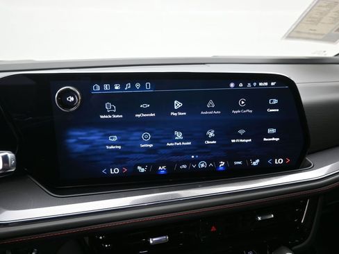 Used 2026 Chevrolet Suburban RST w/ Comfort Package image 16