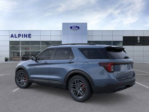 New 2026 Ford Explorer ST-Line w/ ST-Line Street Pack image 4