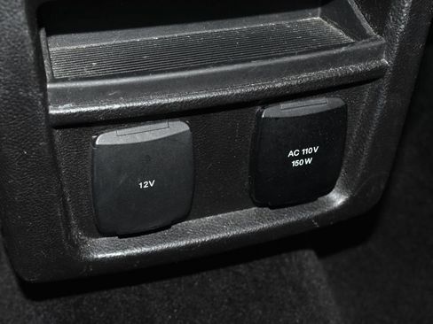 Used 2015 Ford Edge Titanium w/ Equipment Group 301A AWD/4WD image 23