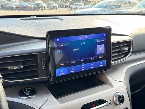 Used 2021 Ford Explorer XLT w/ Equipment Group 202A image 18