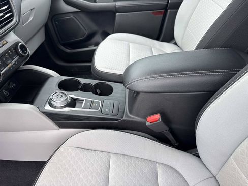 Used 2024 Ford Escape Active w/ Cold Weather Package FWD image 16