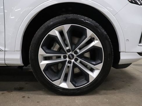 Used 2021 Audi Q7 3.0T Premium Plus w/ Premium Plus Package image 40