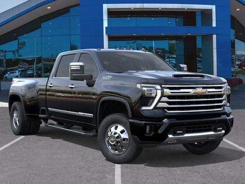 New 2026 Chevrolet Silverado 3500 High Country w/ High Country Premium Package AWD/4WD image 34
