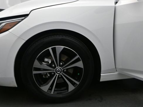 Used 2023 Nissan Sentra SV image 18