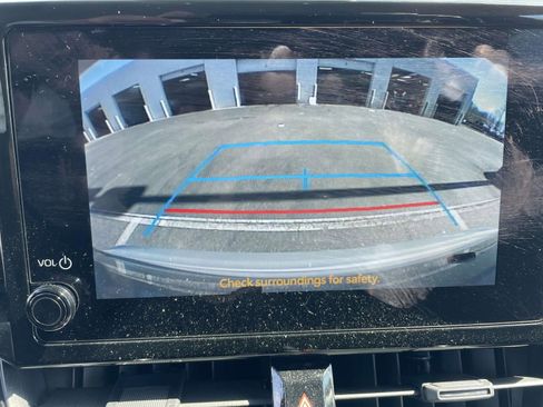 Used 2023 Toyota Corolla LE image 27