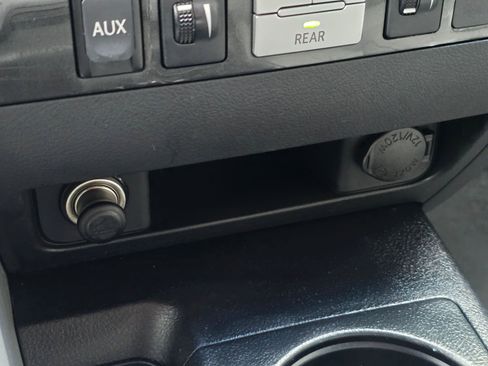 Used 2008 Toyota Sequoia Limited image 36