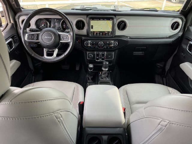 Used 2022 Jeep Wrangler Unlimited Sahara AWD/4WD image 10