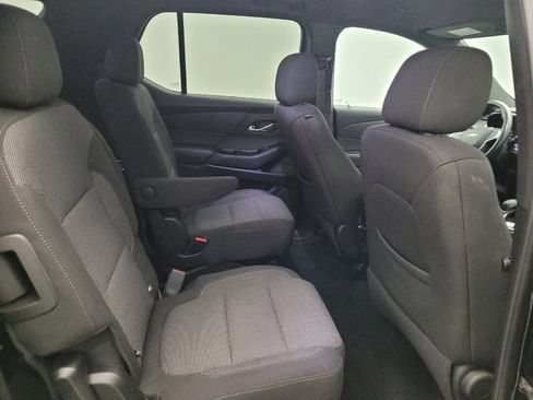 Used 2023 Chevrolet Traverse LT w/ LPO, Cargo Package AWD/4WD image 19
