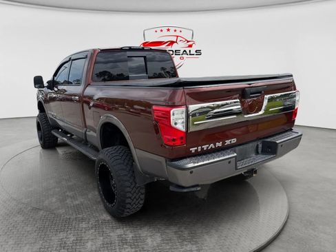 Used 2017 Nissan Titan Platinum Reserve AWD/4WD image 4