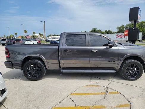 Used 2022 RAM 1500 Laramie AWD/4WD image 6