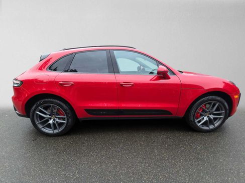 Used 2023 Porsche Macan S AWD/4WD image 2