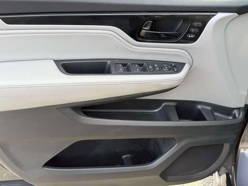 Used 2018 Honda Odyssey Elite image 27