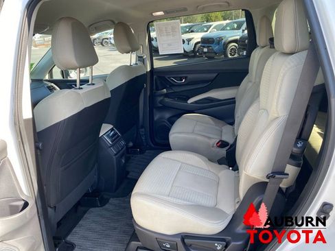 Used 2025 Subaru Ascent Premium AWD/4WD image 28