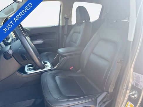 Used 2022 Chevrolet Colorado LT w/ Luxury Package AWD/4WD image 11