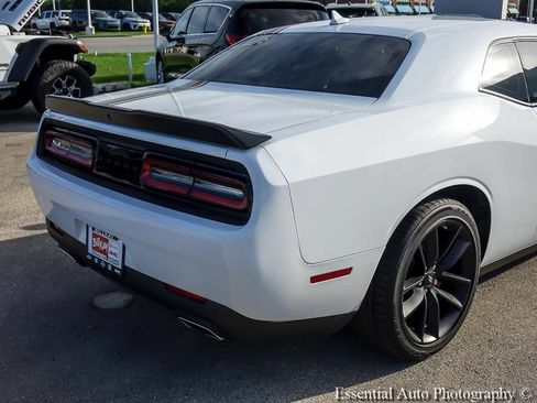 Used 2023 Dodge Challenger GT w/ Plus Package RWD image 8