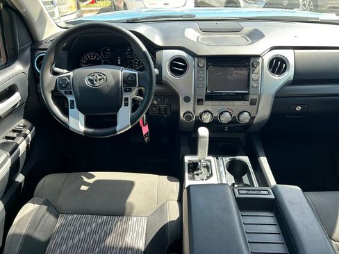 Used 2019 Toyota Tundra SR5 w/ SR5 Upgrade Package AWD/4WD image 18