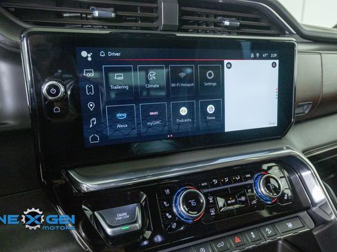 Used 2024 GMC Sierra 1500 Denali Ultimate AWD/4WD image 19