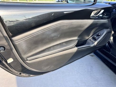 Used 2023 MAZDA MX-5 Miata Club image 8