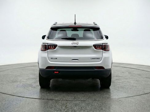 Used 2025 Jeep Compass Trailhawk AWD/4WD image 7