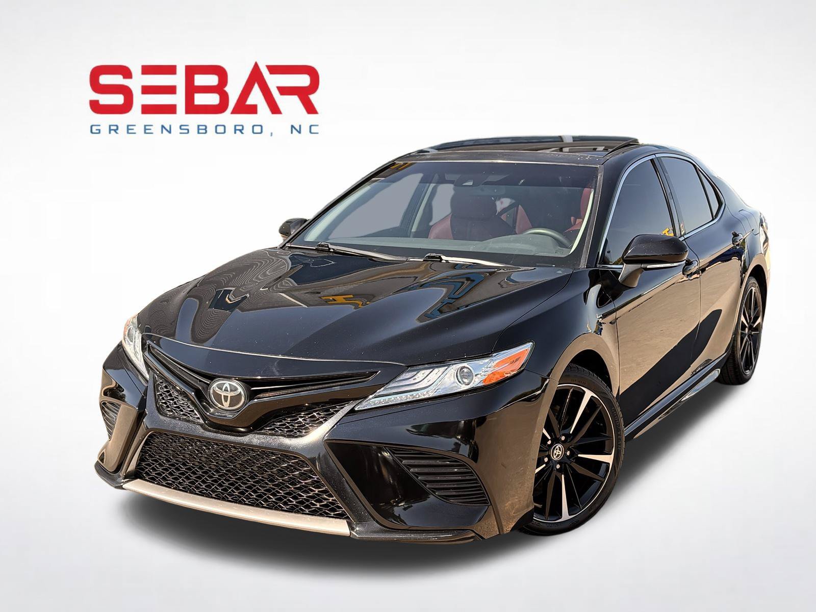 Used 2020 Toyota Camry XSE FWD image 2