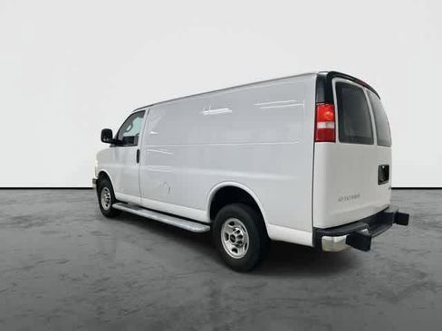 Used 2024 GMC Savana 2500 w/ Driver Convenience Package RWD image 9