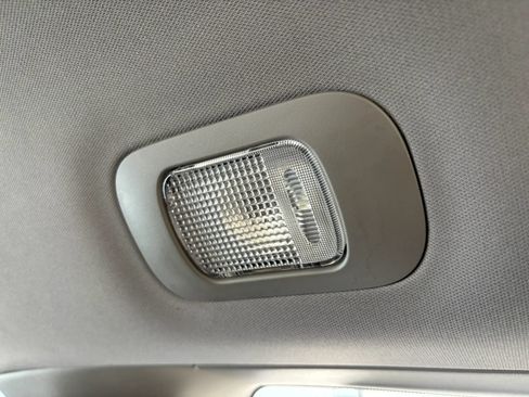Used 2020 Honda Odyssey Elite image 63