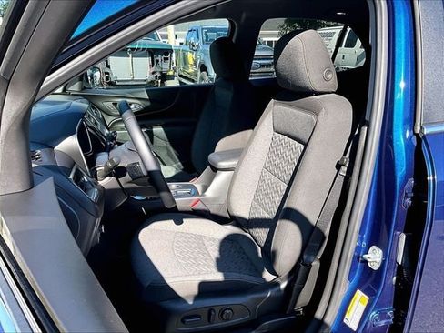 Used 2023 Chevrolet Equinox LT AWD/4WD image 20