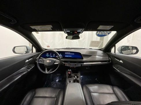 Used 2024 Cadillac XT4 Premium Luxury AWD/4WD image 16