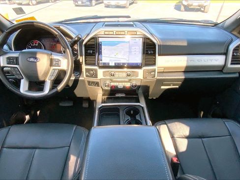 Used 2022 Ford F250 Lariat w/ Lariat Ultimate Package AWD/4WD image 15