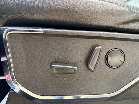 Used 2023 Ford F250 Lariat image 24