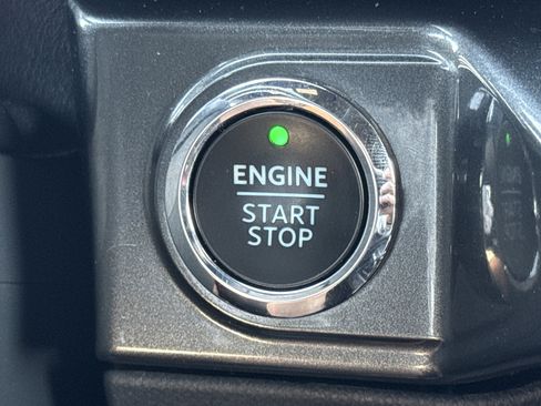 Used 2022 Ford F150 XLT w/ Equipment Group 302A High image 25