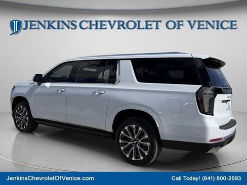 New 2026 Chevrolet Suburban High Country image 13