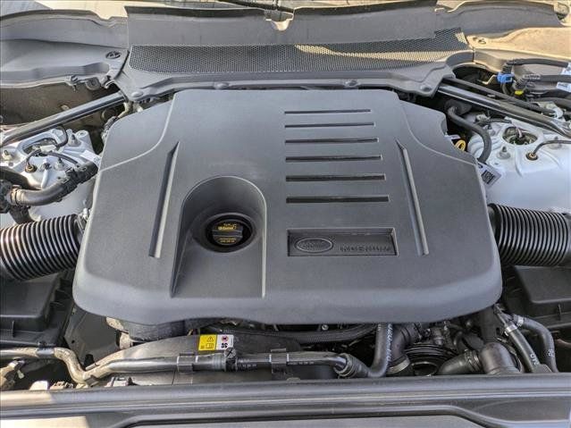 New 2025 Land Rover Discovery Dynamic SE AWD/4WD image 18