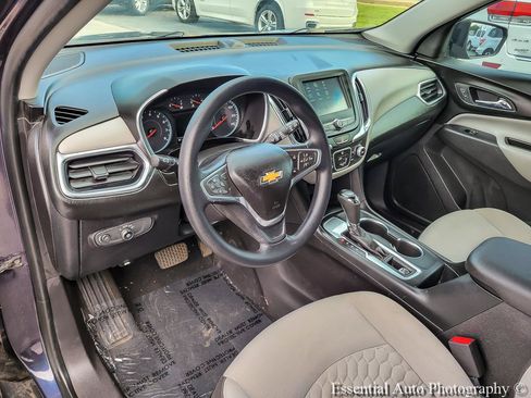 Used 2018 Chevrolet Equinox LS FWD image 10