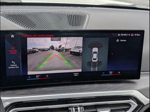 Used 2023 BMW 330e image 5