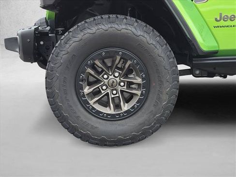 Used 2025 Jeep Wrangler Unlimited Rubicon 392 AWD/4WD image 14