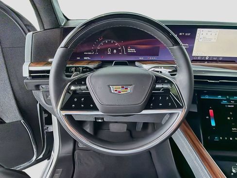 Used 2025 Cadillac Escalade Sport Platinum AWD/4WD image 39